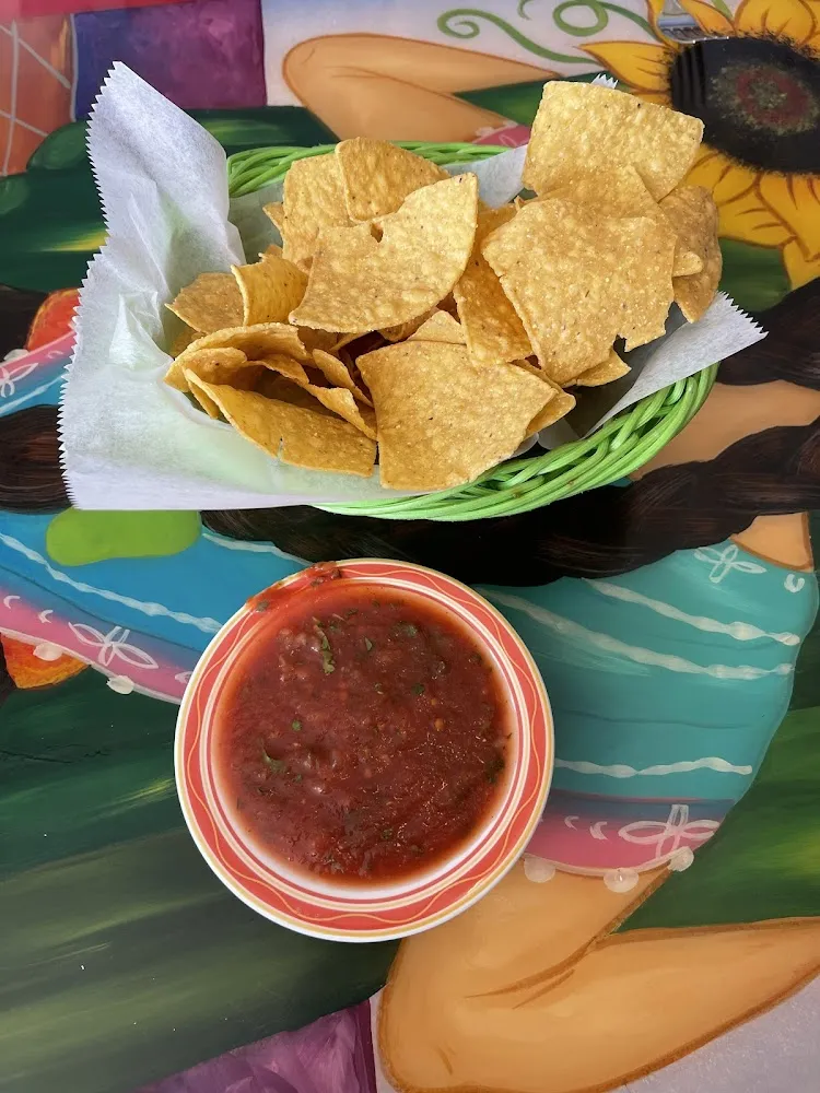 Chips & Salsa